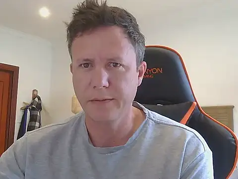 TroyDieselXXX online show from November 17, 2025, 5:35 am