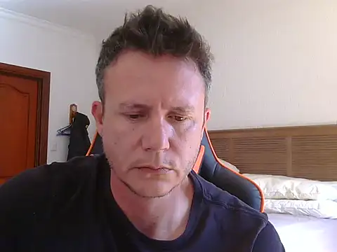 Snapshot of TroyDieselXXX chatting on May 28, 2026, 9:17 am TroyDieselXXX online show from May 28, 2026, 9:17 am