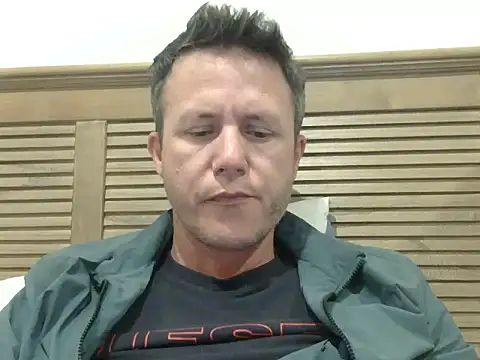 Snapshot of TroyDieselXXX chatting on June 7, 2026, 6:22 pm TroyDieselXXX online show from June 7, 2026, 6:22 pm