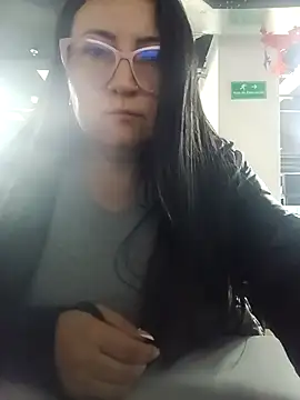 Snapshot of Romina693 chatting on October 18, 2025, 6:26 am Romina693 online show from October 18, 2025, 6:26 am