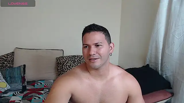 Snapshot of Tim_mz01 chatting on May 19, 2026, 4:46 pm Tim mz01 online show from May 19, 2026, 4:46 pm