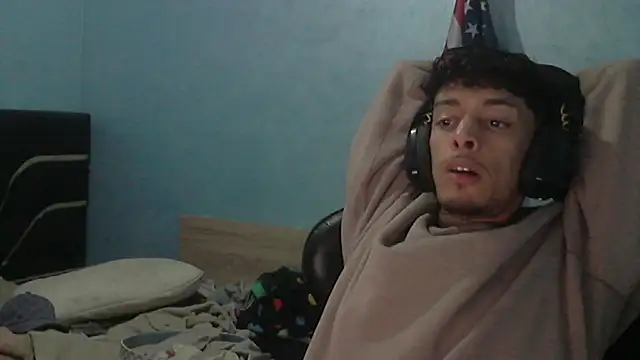 Dark DesireX online show from April 12, 2026, 2:33 pm