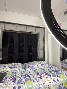 MR MUSCLE online show from November 15, 2025, 11:51 am