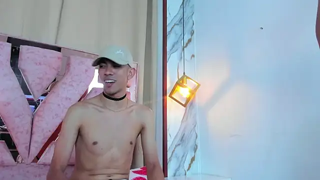 kameron and Nick online show from November 11, 2025, 8:09 pm