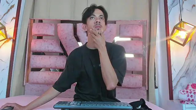 kameron and Nick online show from December 14, 2025, 7:51 pm