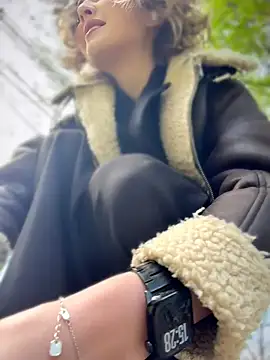 KellyKeler online show from April 23, 2026, 12:29 pm