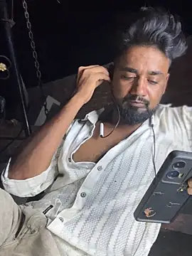 Munny6677 online show from September 21, 2025, 3:24 pm