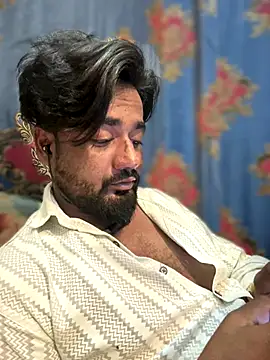 Munny6677 online show from November 8, 2025, 6:51 pm