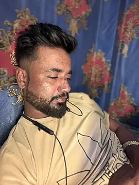 Munny6677 online show from November 24, 2025, 7:02 pm