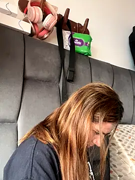 AllieYourGirl online show from October 9, 2025, 6:17 pm