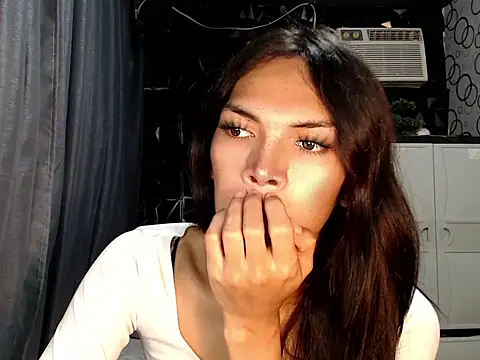 Snapshot of ladyhotcuming chatting on July 8, 2026, 10:25 pm ladyhotcuming online show from July 8, 2026, 10:25 pm
