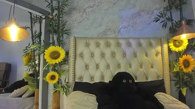 LittleeJaz online show from November 8, 2025, 2:34 am