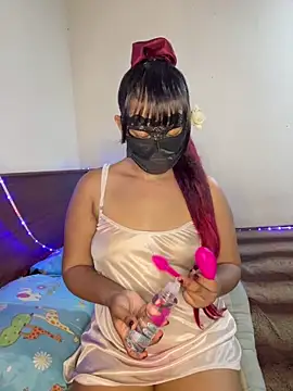 Ariana  Marie online show from April 12, 2026, 3:06 pm