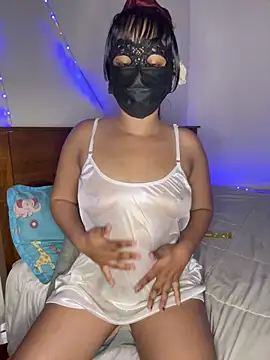 Ariana  Marie online show from April 20, 2026, 3:26 pm