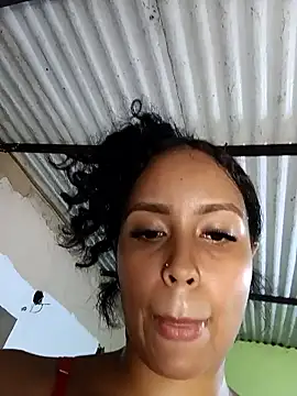 Fernanda30 online show from May 16, 2026, 12:29 am