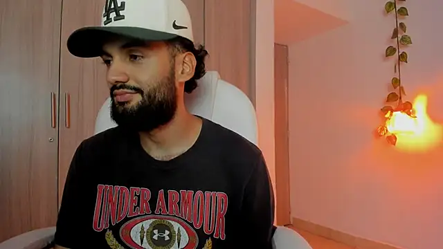 Ryan Jackson  online show from September 10, 2025, 11:38 pm