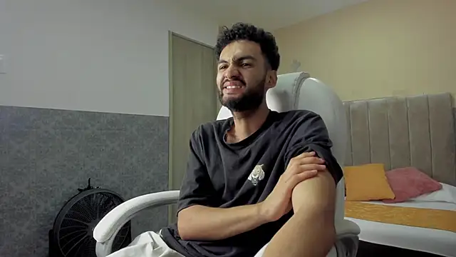 Ryan Jackson  online show from September 30, 2025, 12:04 am