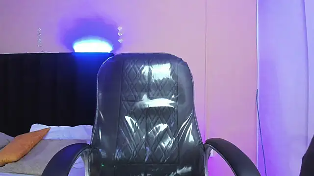 Ryan Jackson  online show from December 3, 2025, 4:09 am