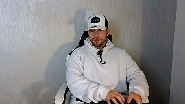 Ades Lowe online show from September 24, 2025, 11:57 am