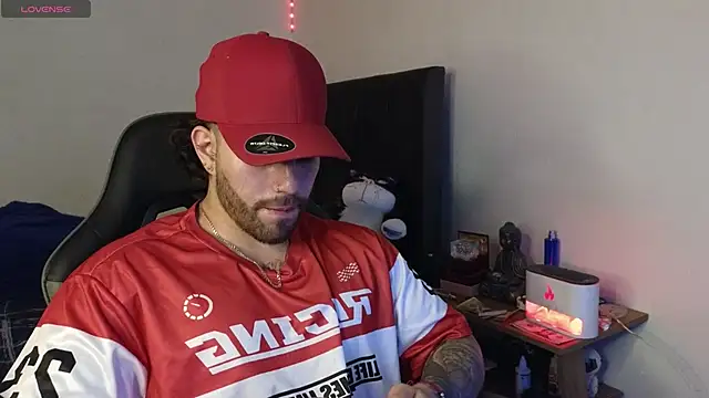 Ades Lowe online show from February 25, 2026, 4:33 am