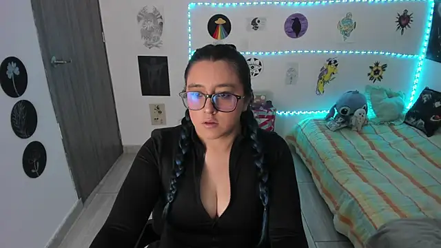 Snapshot of Cherry_blush_ chatting on July 10, 2026, 11:07 pm Cherry blush online show from July 10, 2026, 11:07 pm