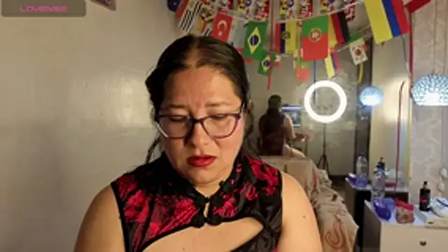 Snapshot of scarlett_widow_ chatting on July 18, 2026, 3:33 am scarlett widow online show from July 18, 2026, 3:33 am