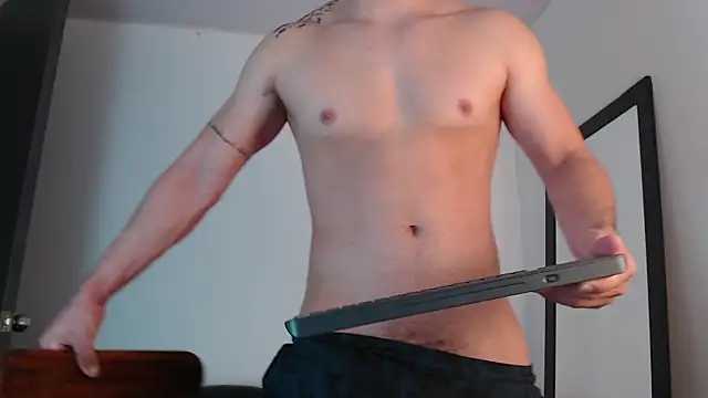 SouthernMilk online show from October 21, 2025, 1:34 pm