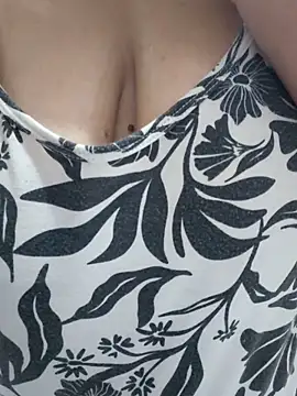 SweettyNaugthy online show from March 6, 2026, 8:11 am