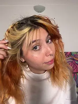 YunoRose  online show from November 24, 2025, 3:17 am