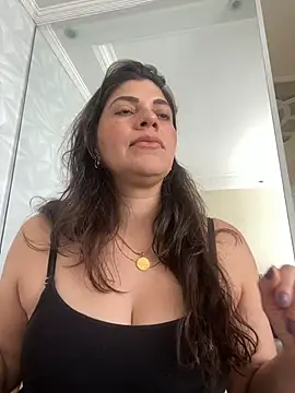 Melissa Noir online show from March 4, 2026, 12:33 pm