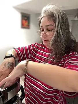 Alix Valentine online show from March 21, 2026, 4:21 pm