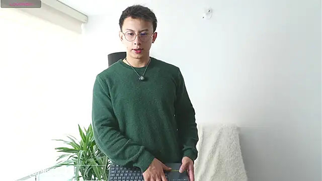 Snapshot of DeusbelliS chatting on November 9, 2025, 3:32 pm DeusbelliS online show from November 9, 2025, 3:32 pm