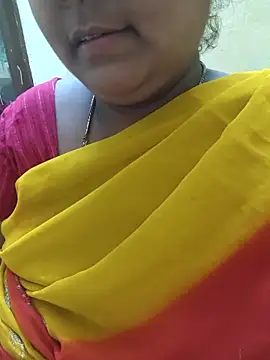 Villageanuty online show from October 6, 2025, 12:57 pm