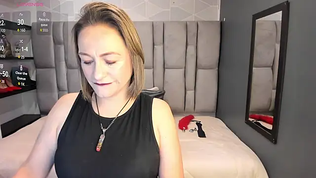 Snapshot of Charlot_milf chatting on May 30, 2026, 11:18 am Charlot milf online show from May 30, 2026, 11:18 am