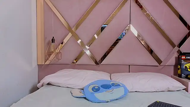 Sthephany grand online show from November 22, 2025, 6:07 pm