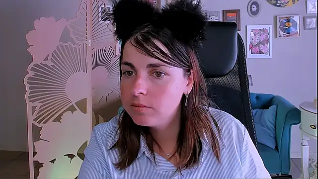 MartaEdams online show from September 9, 2025, 6:13 am