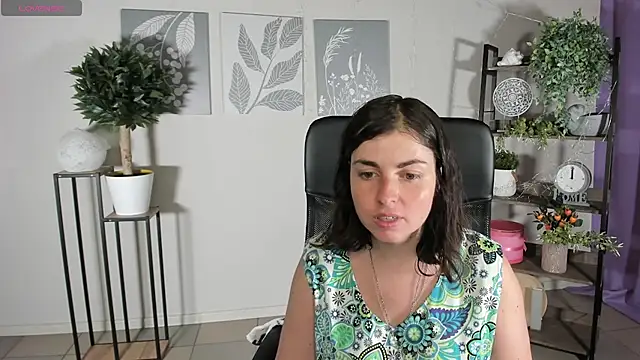 Snapshot of MartaEdams chatting on June 30, 2026, 5:19 am MartaEdams online show from June 30, 2026, 5:19 am