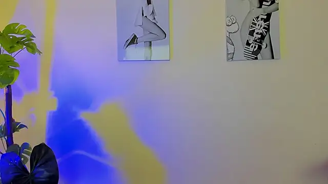 SamayRyann online show from November 16, 2025, 1:06 pm