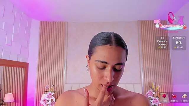 ZOEBARLOWE online show from September 25, 2025, 3:10 am