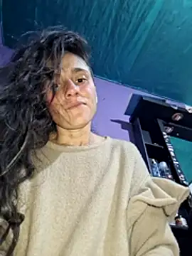 Samy Hoops online show from March 25, 2026, 11:38 am