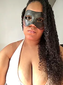 jadeamourim   online show from October 19, 2025, 6:52 pm