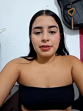 channell0 online show from October 17, 2025, 6:05 am