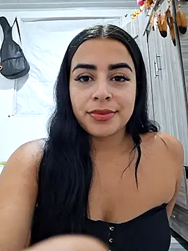 channell0 online show from April 7, 2026, 4:46 am