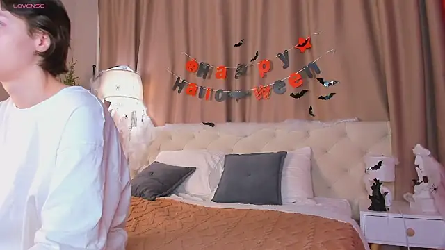 Skelerata online show from October 30, 2025, 1:18 am