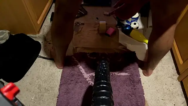 SharkedTaxis online show from December 13, 2025, 7:53 pm