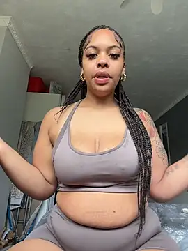 Snapshot of Regina69slut chatting on May 31, 2026, 5:59 am Regina69slut online show from May 31, 2026, 5:59 am