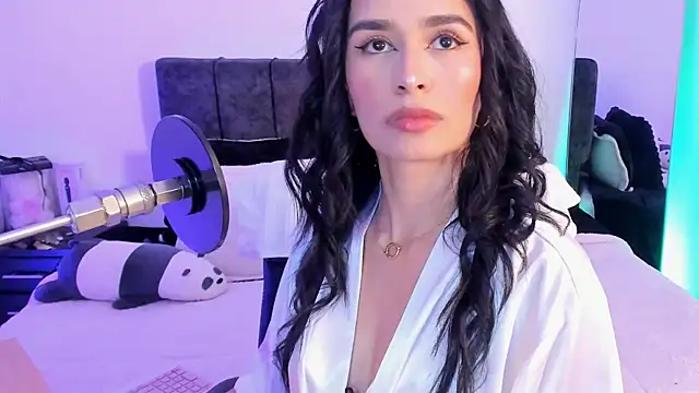 Taylormaxwell online show from April 21, 2026, 8:12 pm