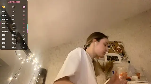 DanaCore online show from September 10, 2025, 5:02 pm