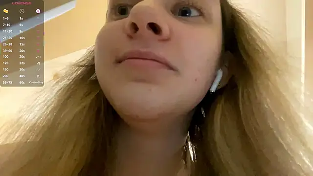 DanaCore online show from September 21, 2025, 4:41 pm