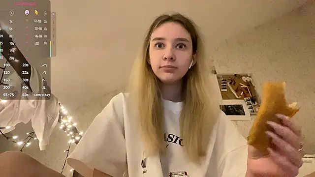 DanaCore online show from October 10, 2025, 6:40 pm